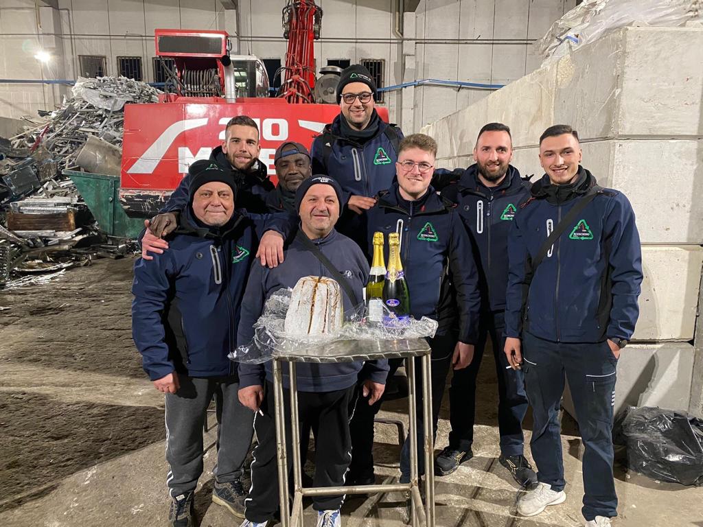 ECOSCHINO AL COMPLETO
